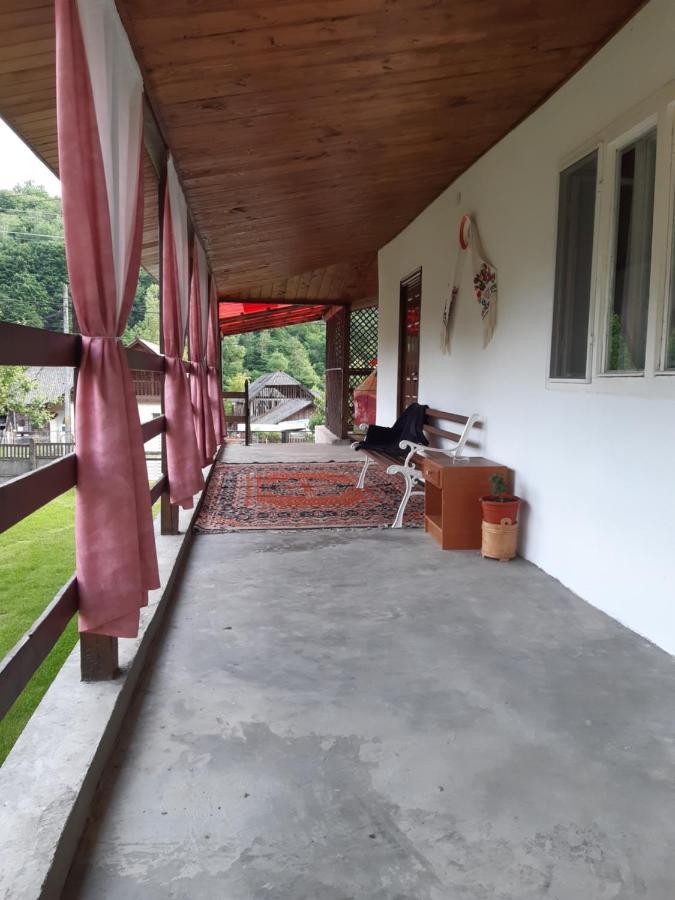 Casa Dyasof Villa Rohia ภายนอก รูปภาพ