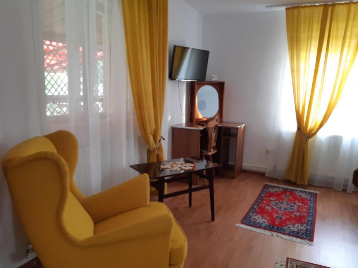 Casa Dyasof Villa Rohia ภายนอก รูปภาพ